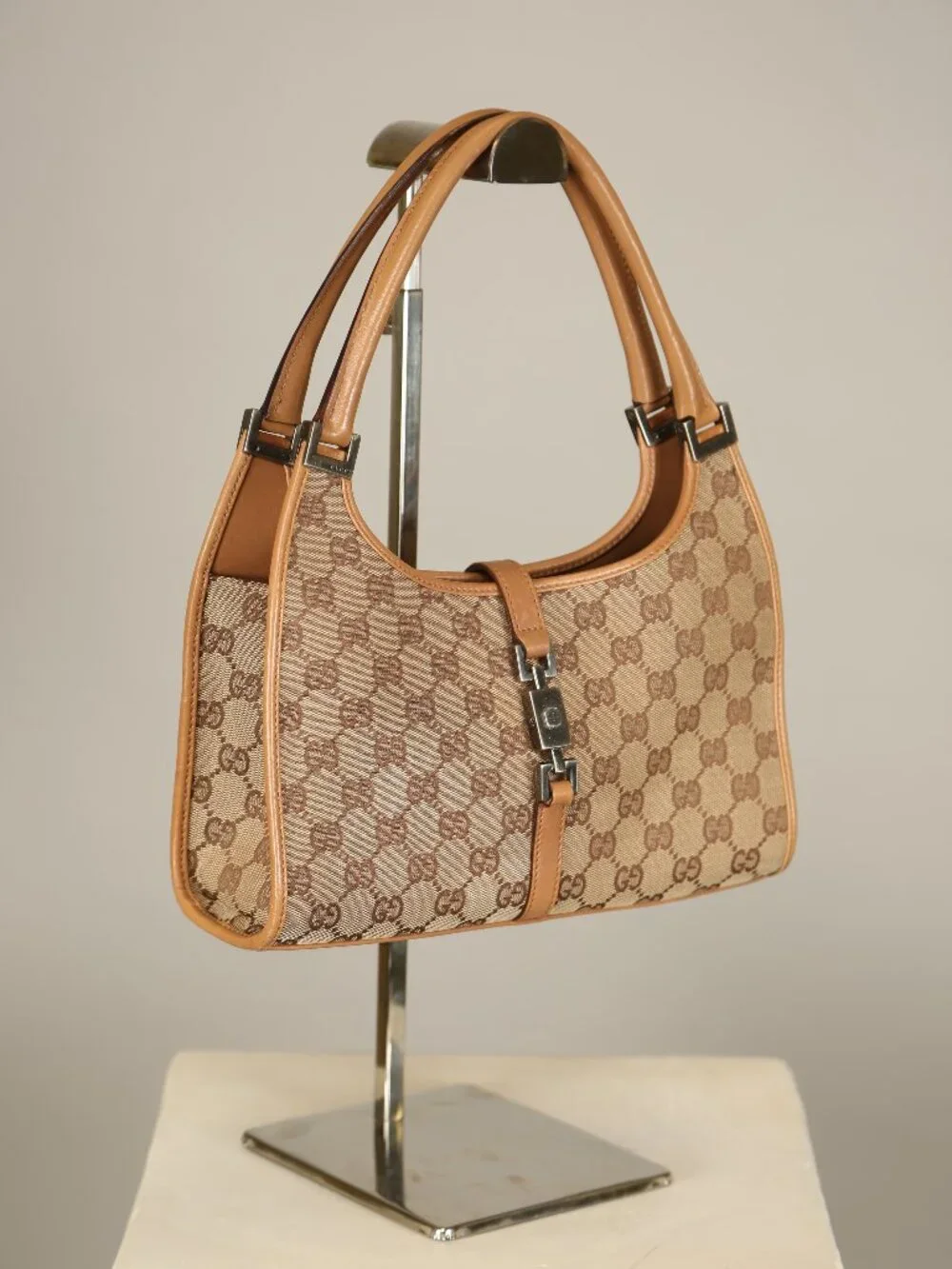 GUCCI GG Jackie Canvas Bag - Picture 2 of 4